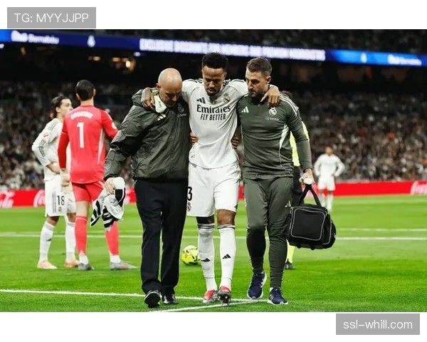 从数据面板看胜利：详解曼城如何通过高效的边路传中击穿皇马防线